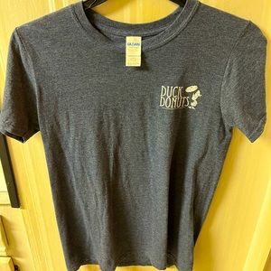 Duck Donuts blueish-gray adult SM short-sleeved t-shirt. Gildan brand.